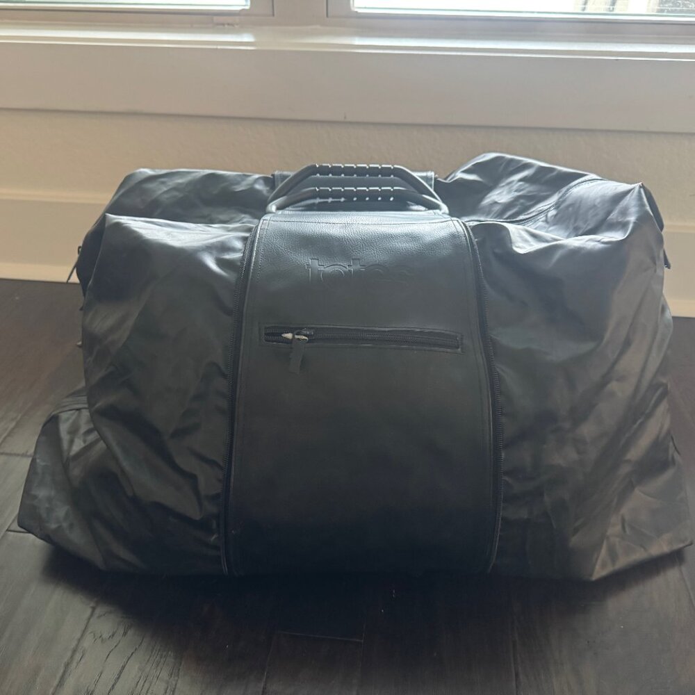 TOTES Vintage On the Move Bag - Large Bag and Folds up small and stores well
